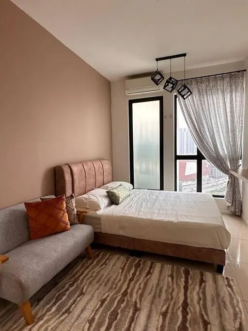 Highpark Suites Bythenook Petaling Jaya 0*,